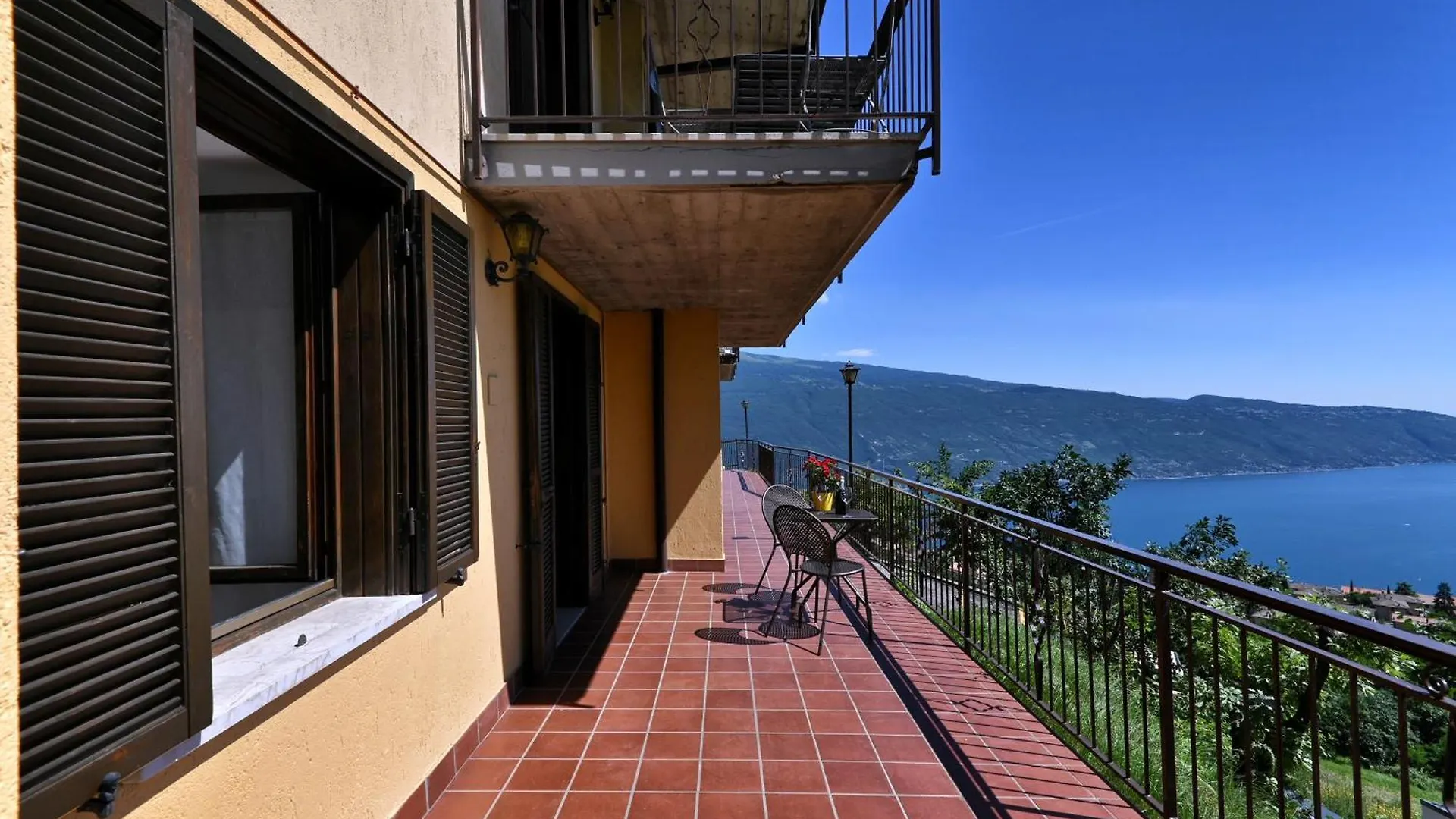 Le Coste Lake View 1 & 2 Tignale Apartment