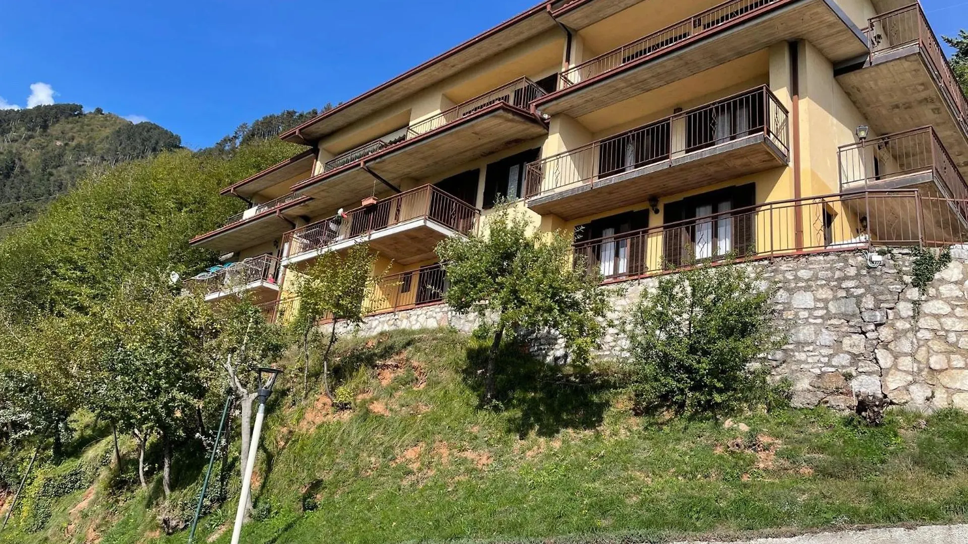 Apartment Le Coste Lake View 1 & 2 Tignale